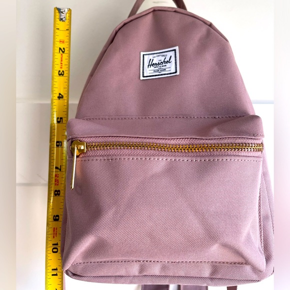 Herschel Backpack, new condition in mauve - Picture 4 of 6